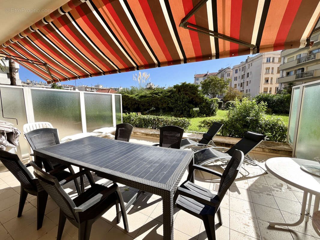 Appartement à vendre, 65m², Antibes