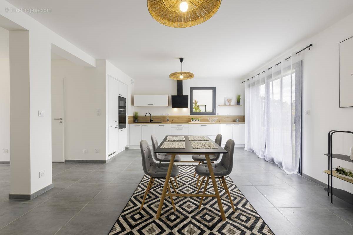 Maison à vendre, 82m², Sucé-sur-Erdre