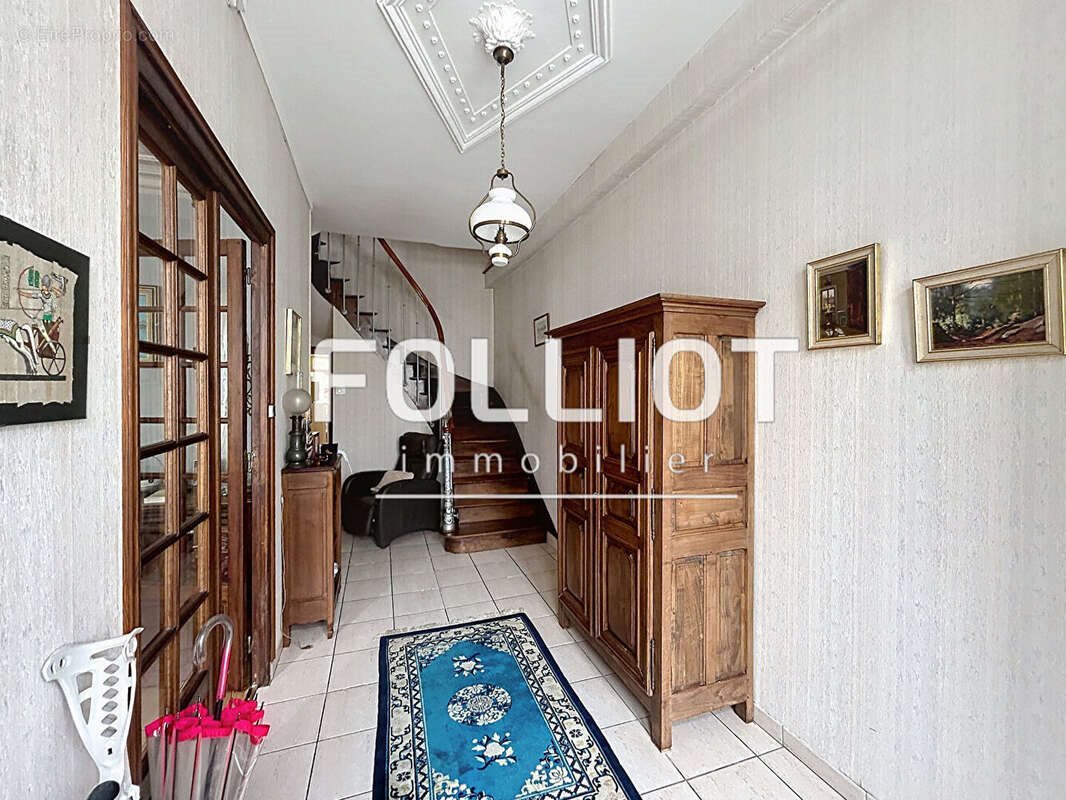 Maison à vendre, 164m², Sartilly
