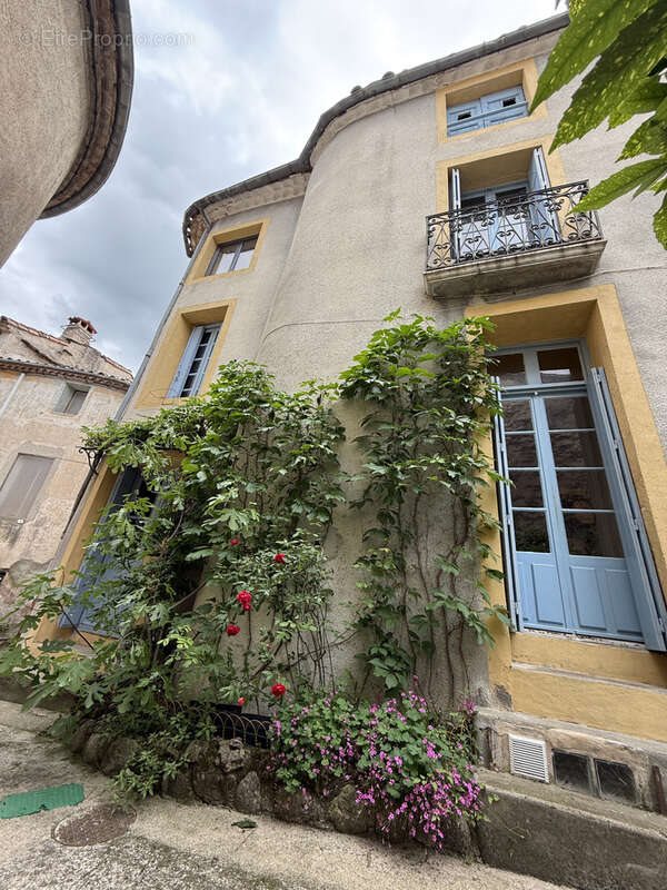 Maison à vendre, 134m², Aulas