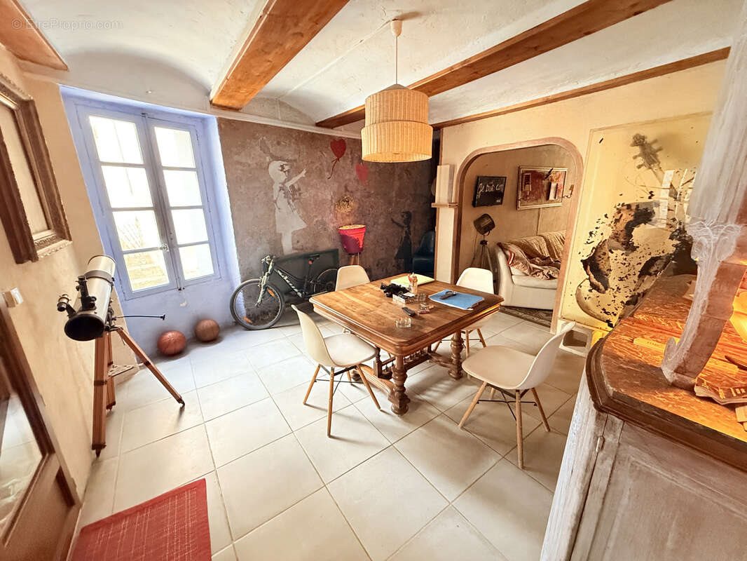 Maison à vendre, 134m², Aulas