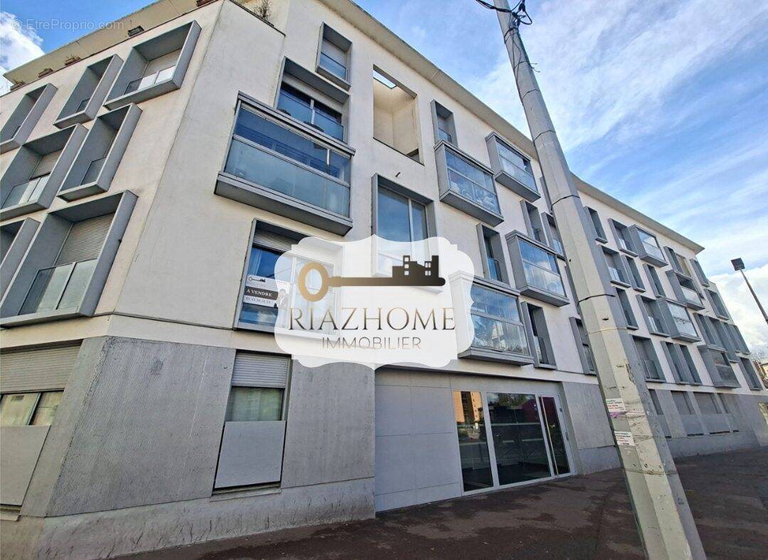 Appartement à vendre, 53m², La Courneuve