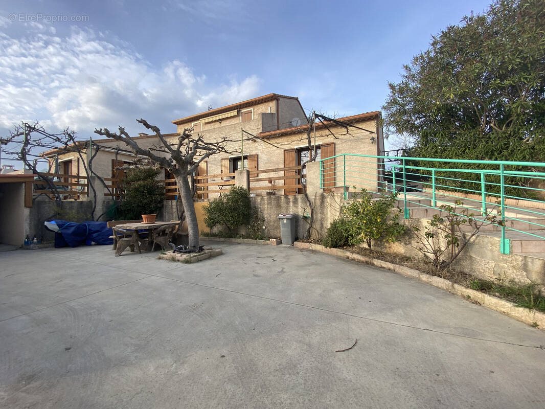 Maison à vendre, 172m², Vias
