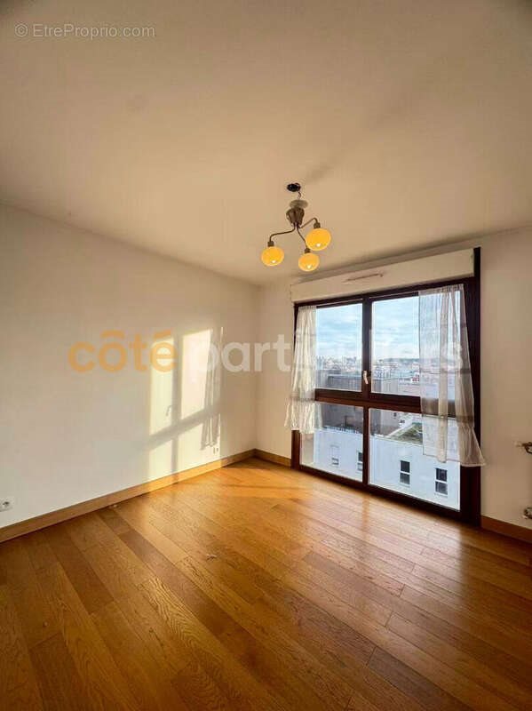 Appartement à vendre, 96m², Bobigny