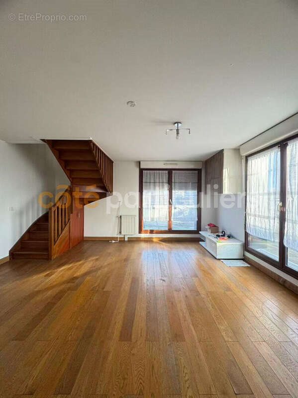 Appartement à vendre, 96m², Bobigny