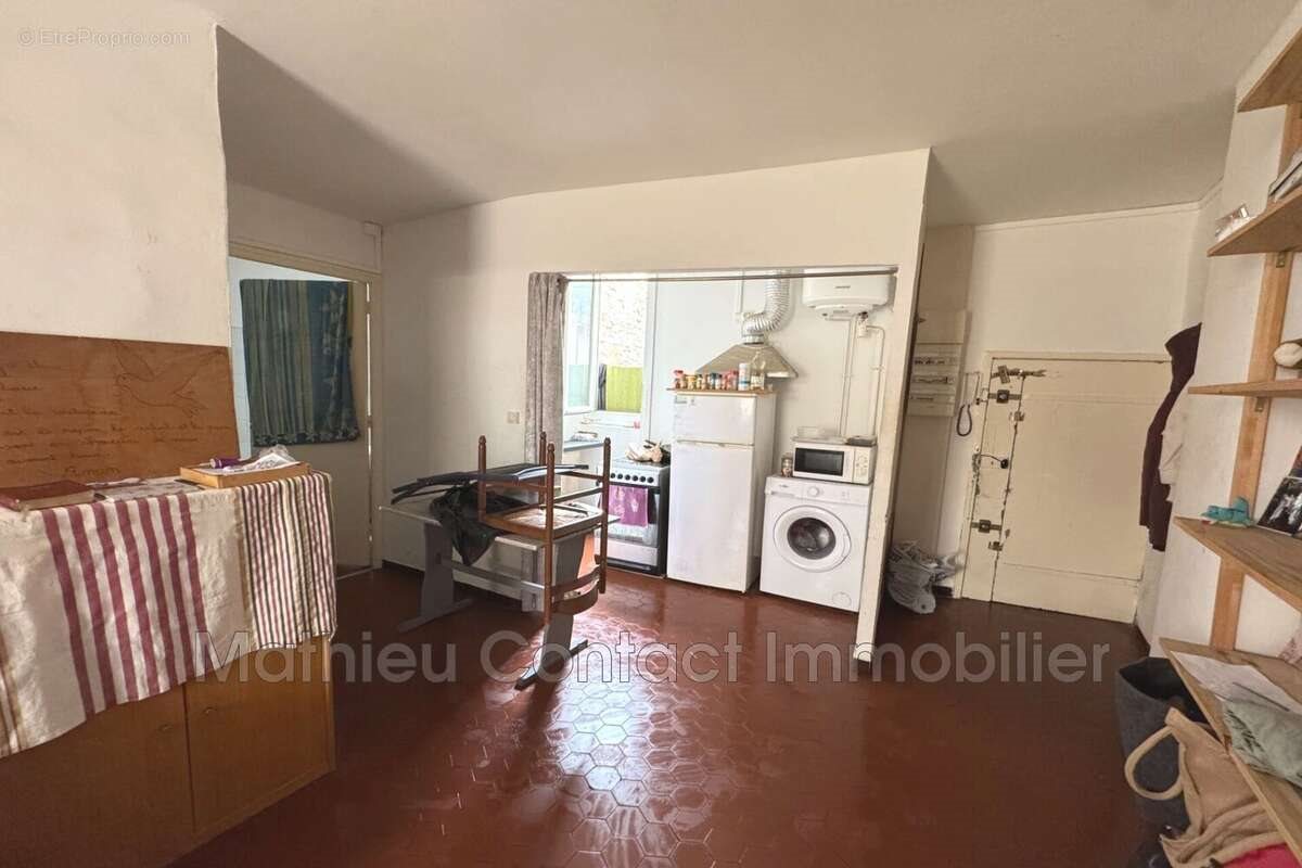 Appartement à vendre, 33m², Nîmes