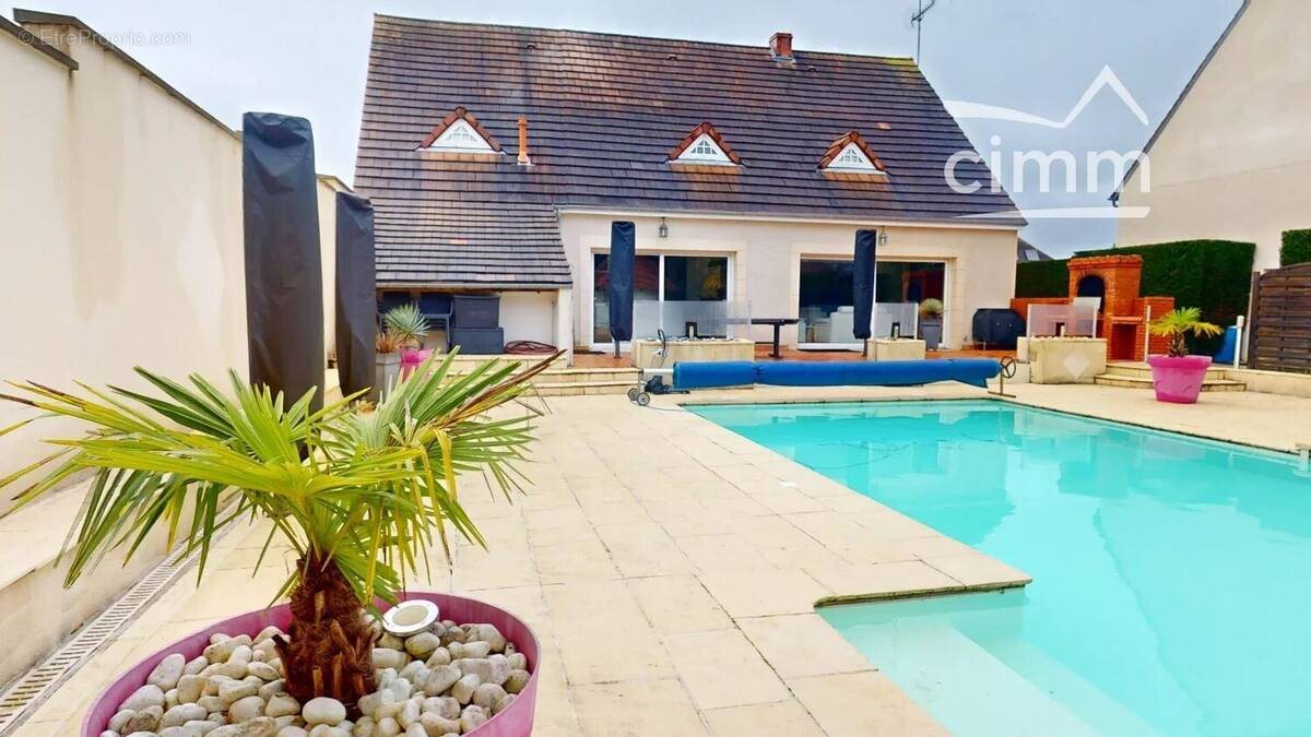 Maison à vendre, 200m², Saint-Cyr-en-Val