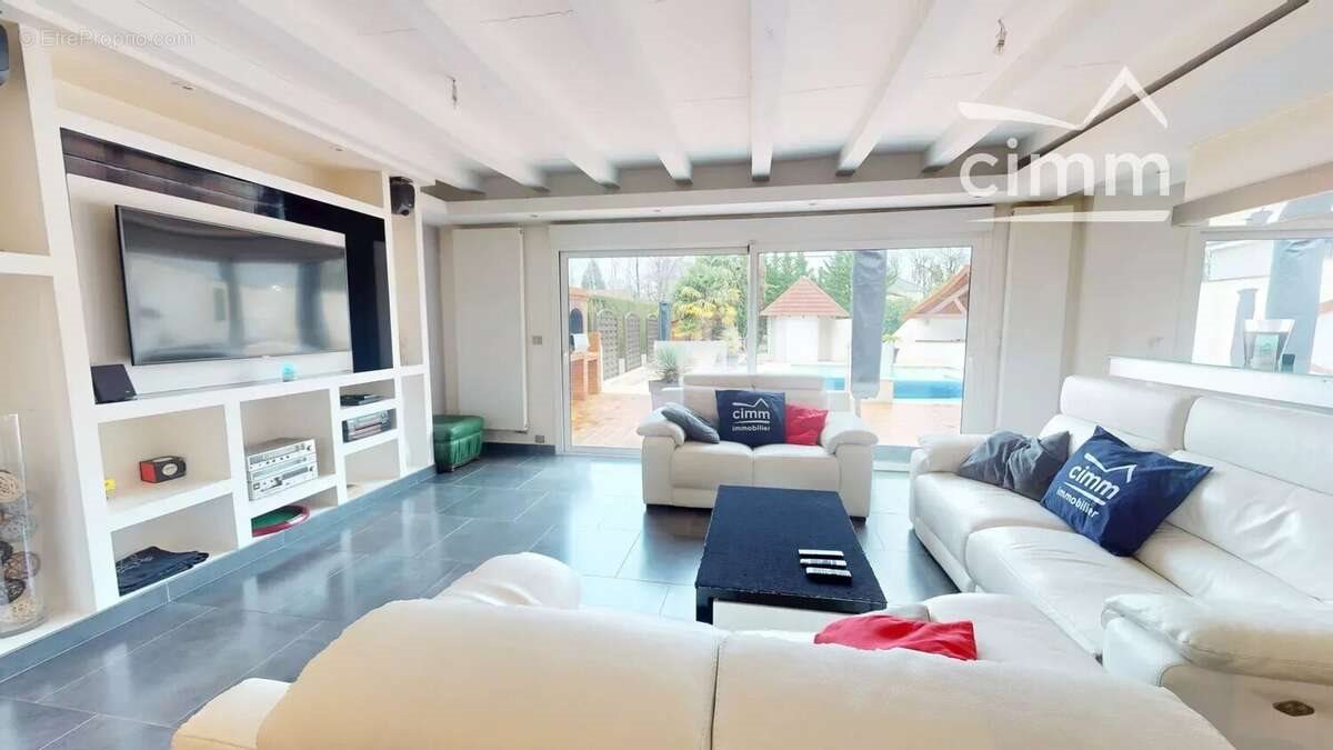 Maison à vendre, 200m², Saint-Cyr-en-Val