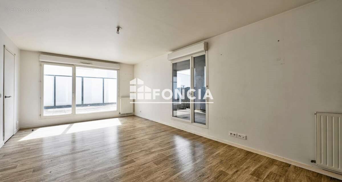 Appartement à vendre, 94m², Cergy