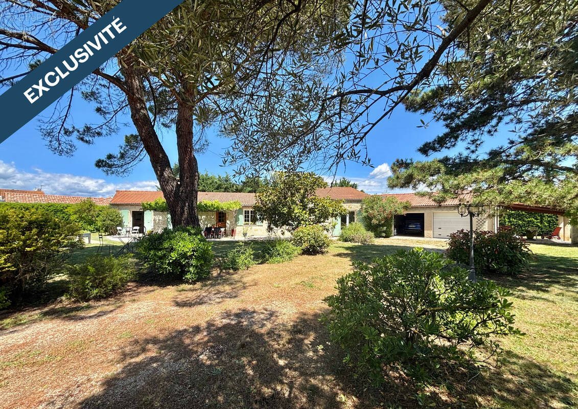 Maison à vendre, 167m², Malissard