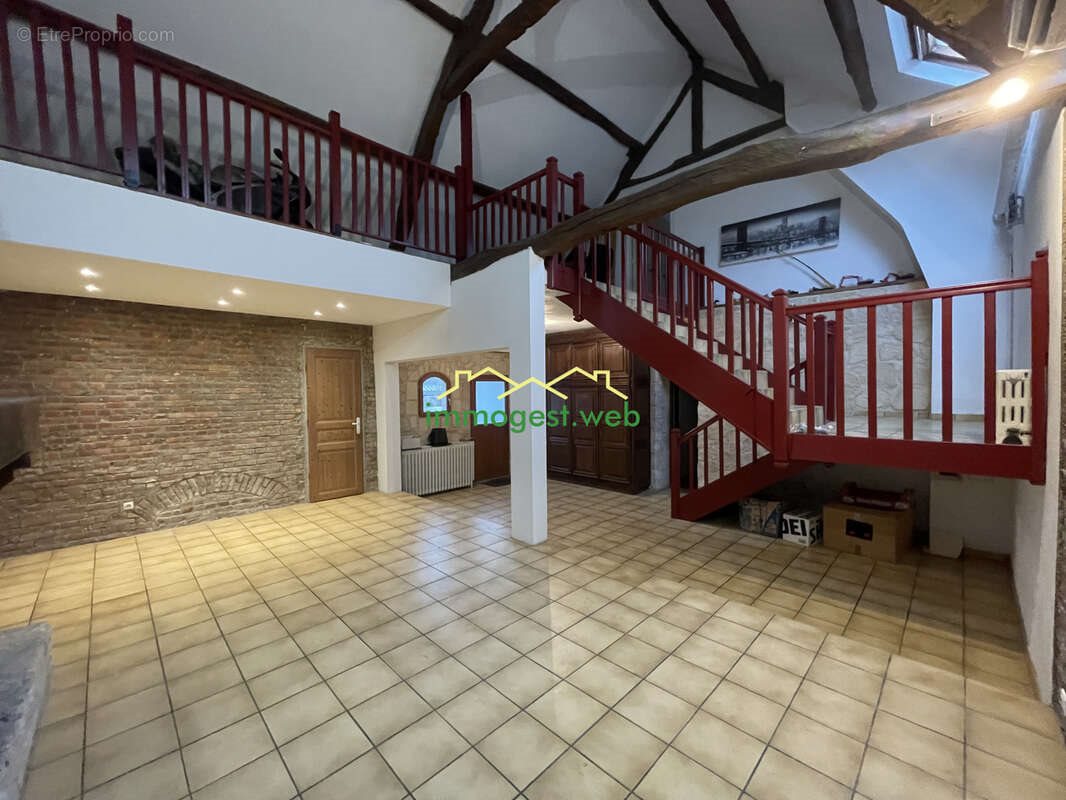 Maison à vendre, 240m², Ully-Saint-Georges