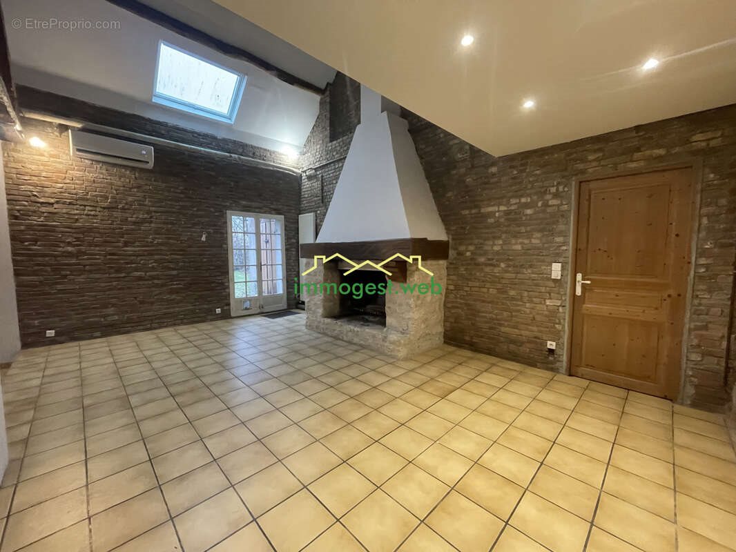 Maison à vendre, 240m², Ully-Saint-Georges