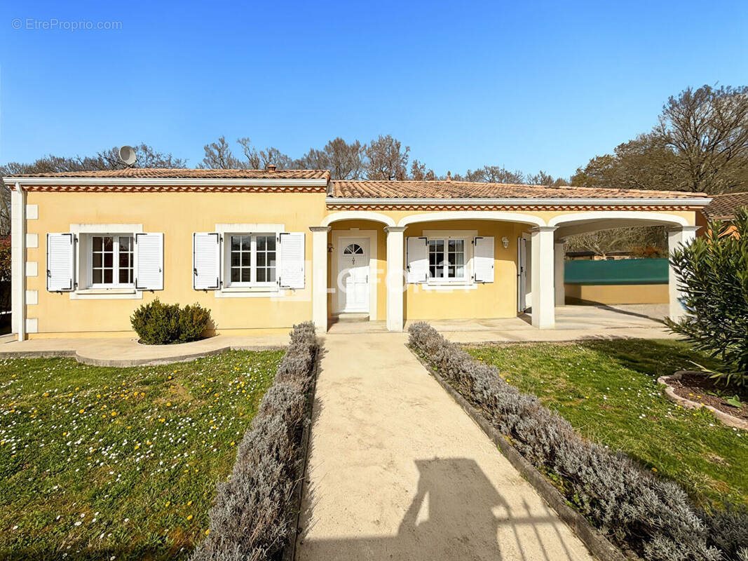 Maison à vendre, 105m², Saint-Denis-de-Pile
