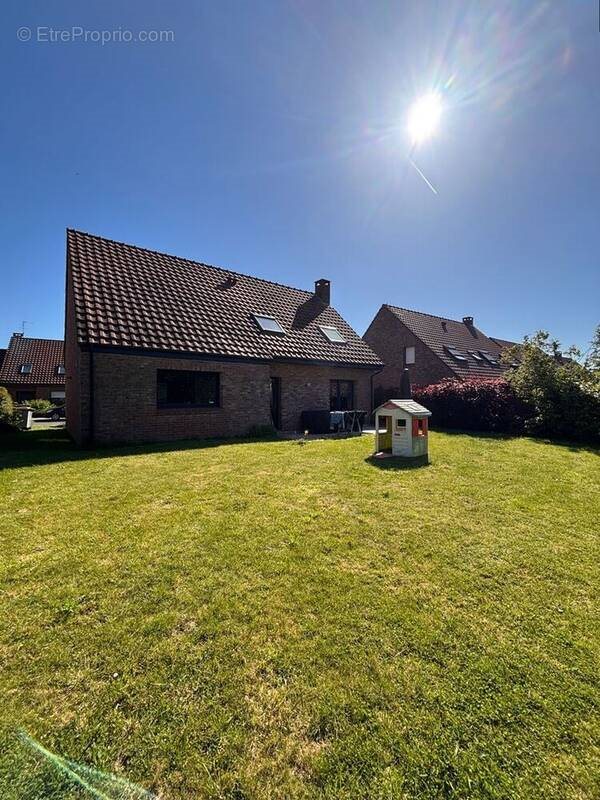 Maison à vendre, 115m², Pérenchies