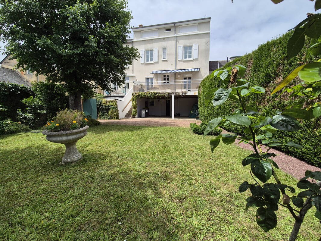 Maison à vendre, 207m², Sablé-sur-Sarthe