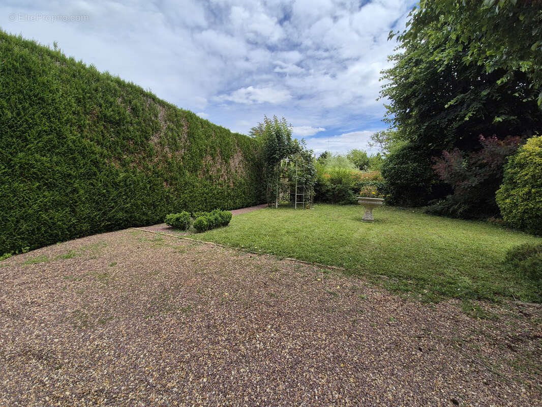 Maison à vendre, 207m², Sablé-sur-Sarthe