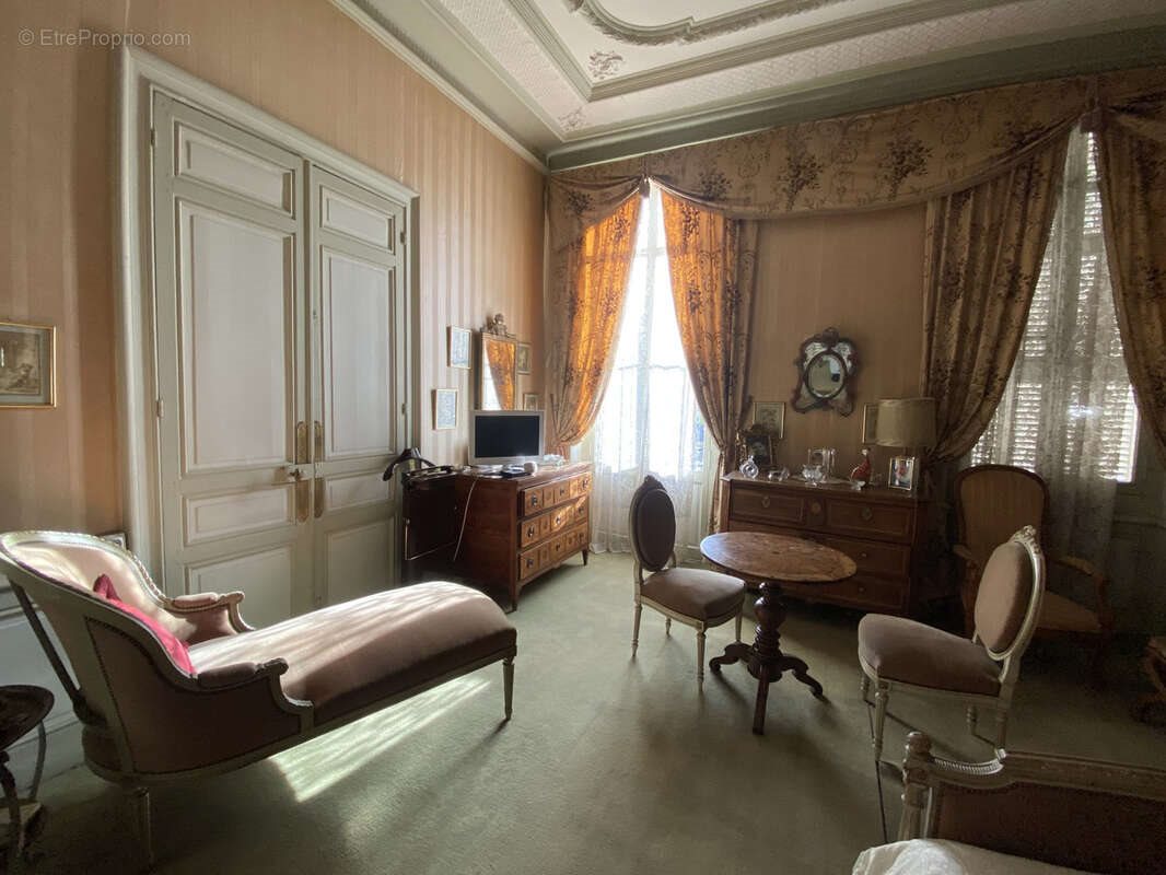 Maison à vendre, 268m², Périgueux