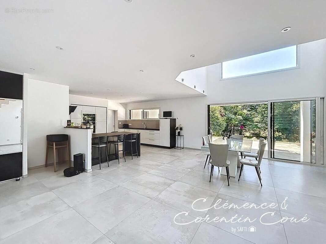 Maison à vendre, 186m², Candé