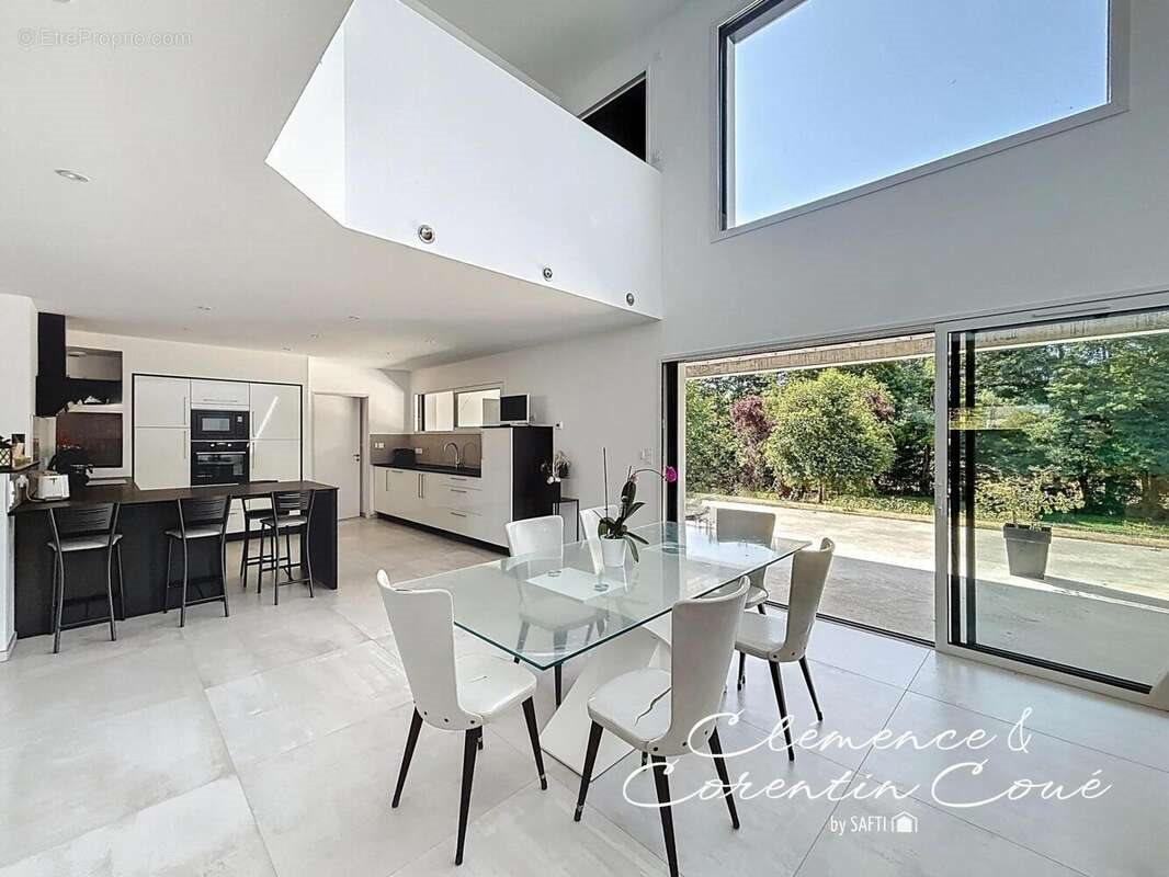 Maison à vendre, 186m², Candé