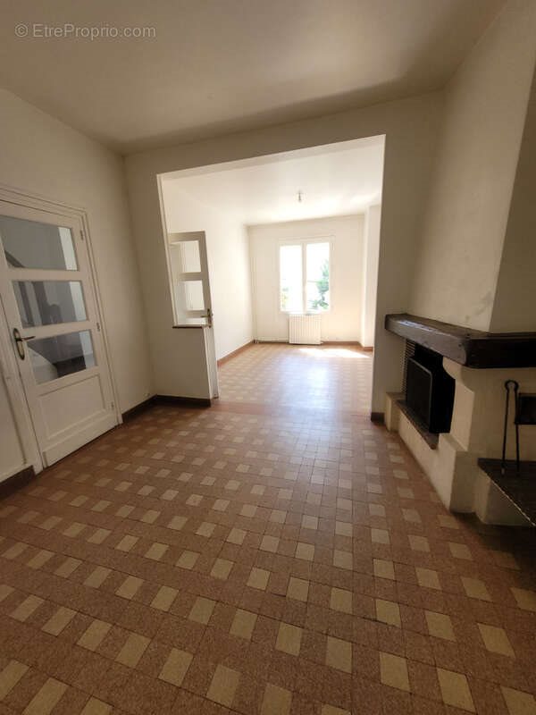 Maison à vendre, 95m², Pont-Sainte-Maxence