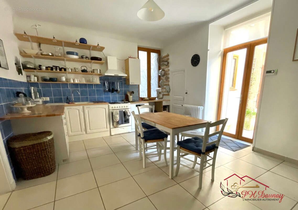 Maison à vendre, 160m², Millau