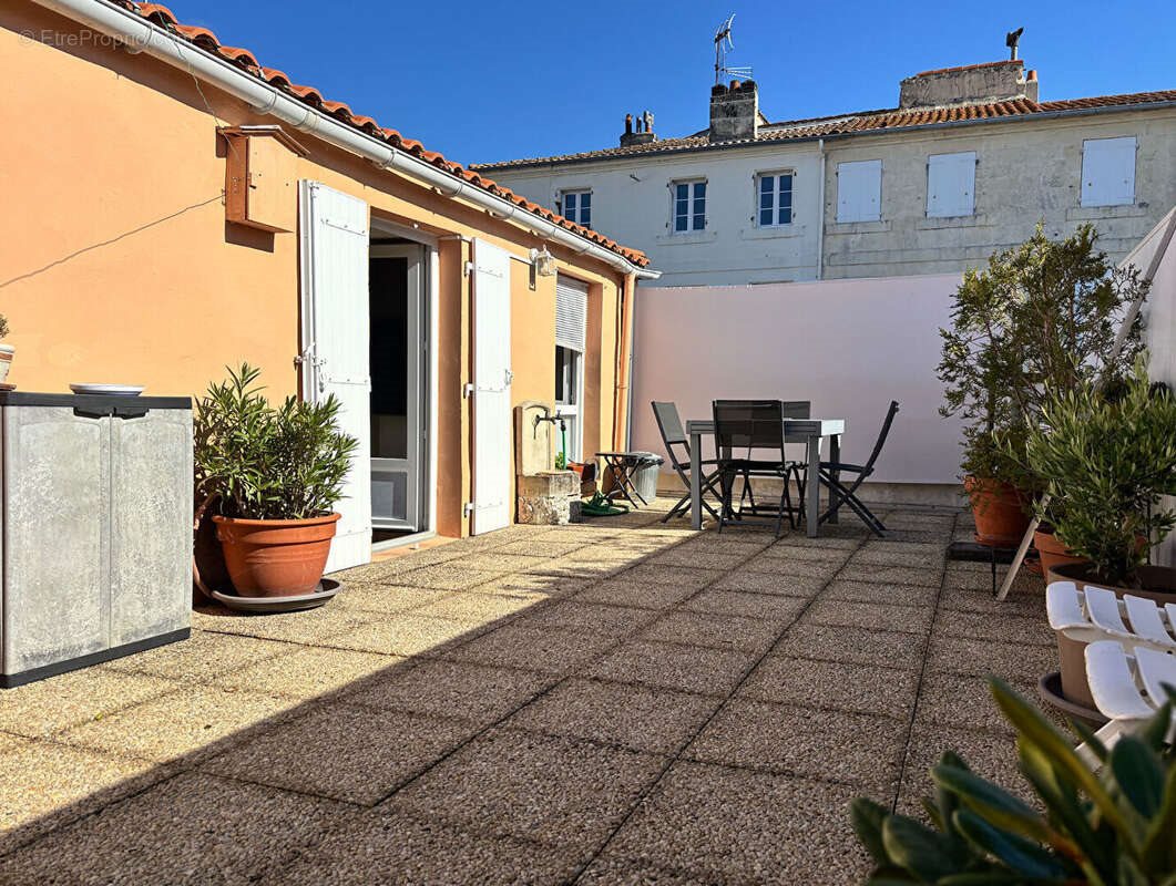 Appartement à vendre, 120m², Rochefort