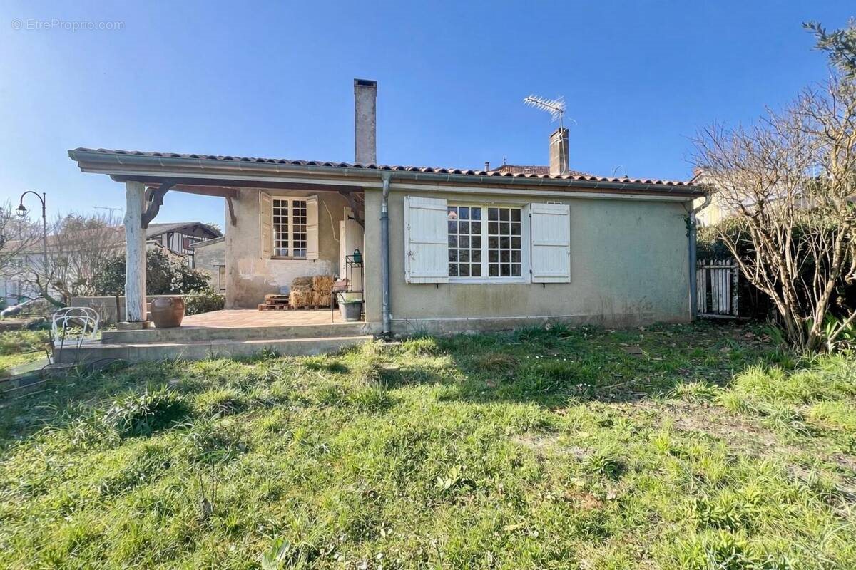 Maison à vendre, 132m², Samazan