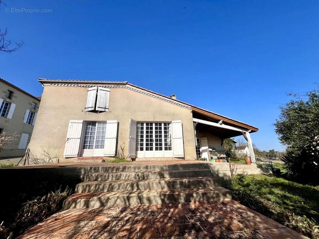 Maison à vendre, 132m², Samazan