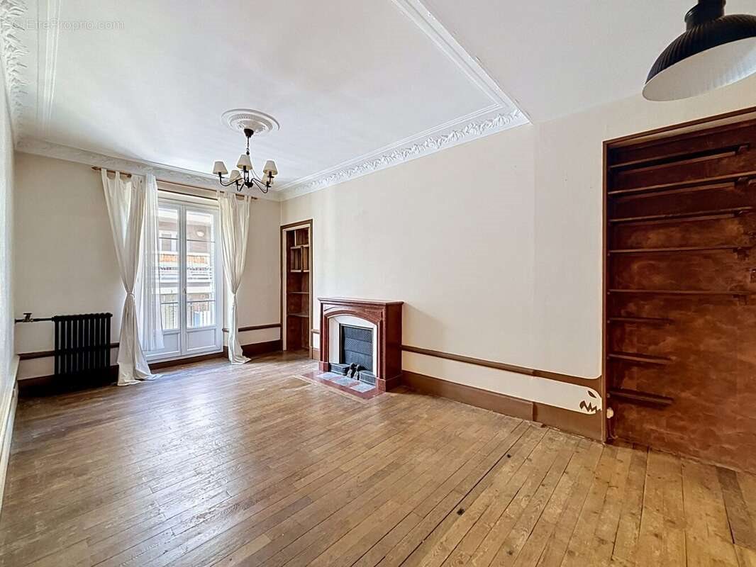 Appartement à vendre, 74m², Grenoble