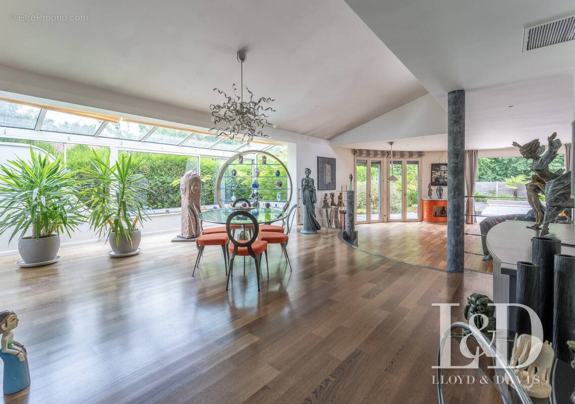 Maison à vendre, 260m², Mérignac