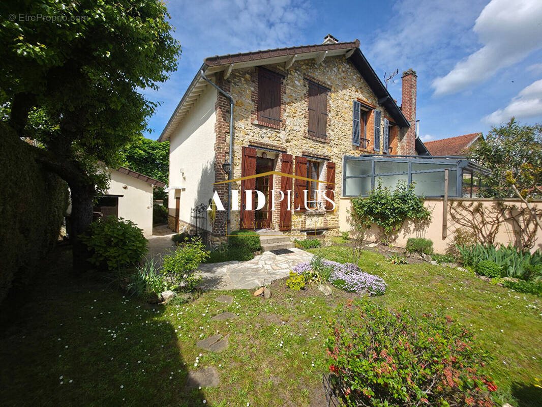 Maison à vendre, 69m², Saint-Leu-la-Forêt