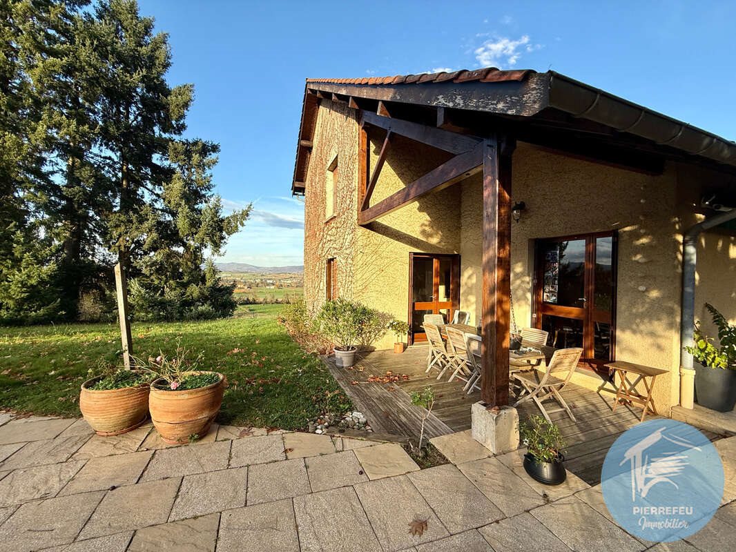 Maison à vendre, 239m², Saint-Romain-de-Popey