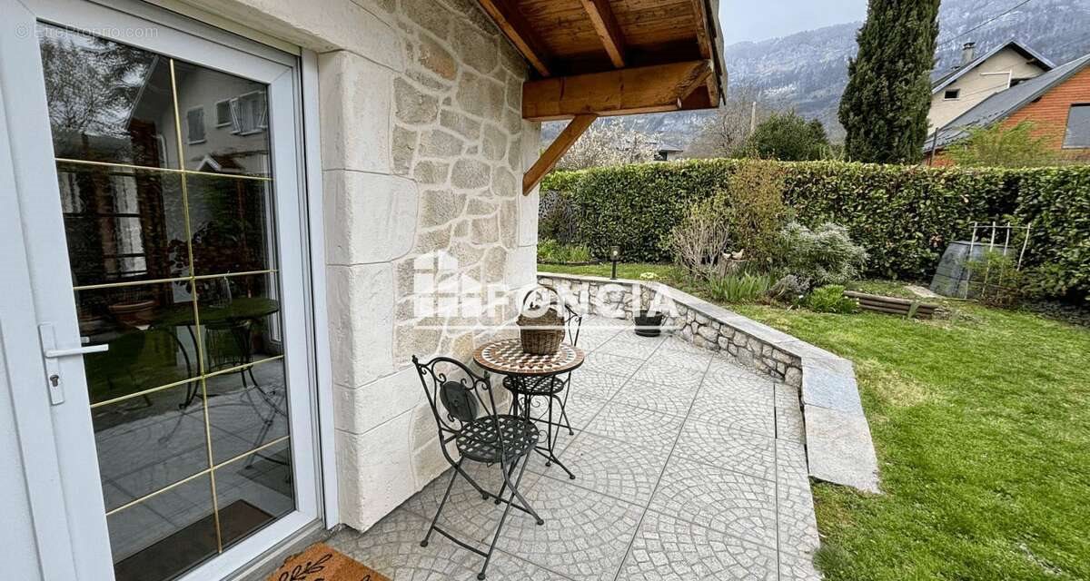 Maison à vendre, 115m², Mouxy