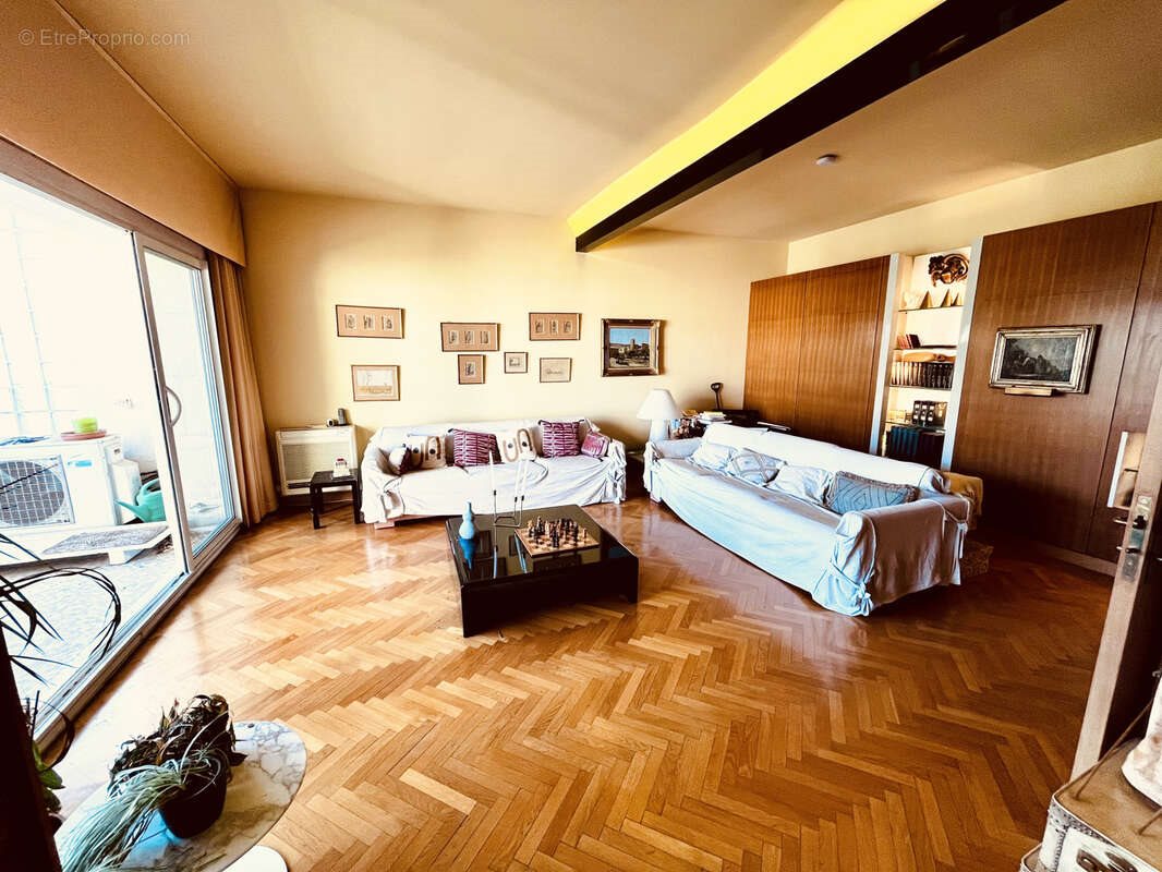 Appartement à vendre, 138m², Marseille 8ème