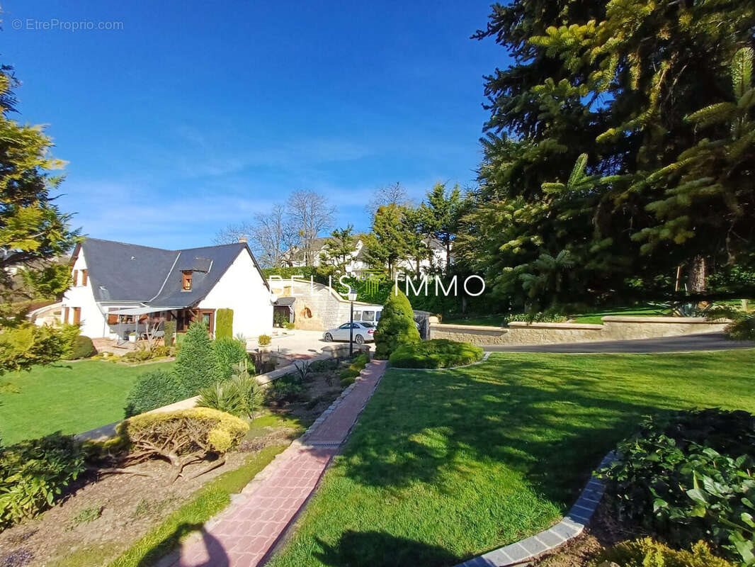 Maison à vendre, 229m², Chinon