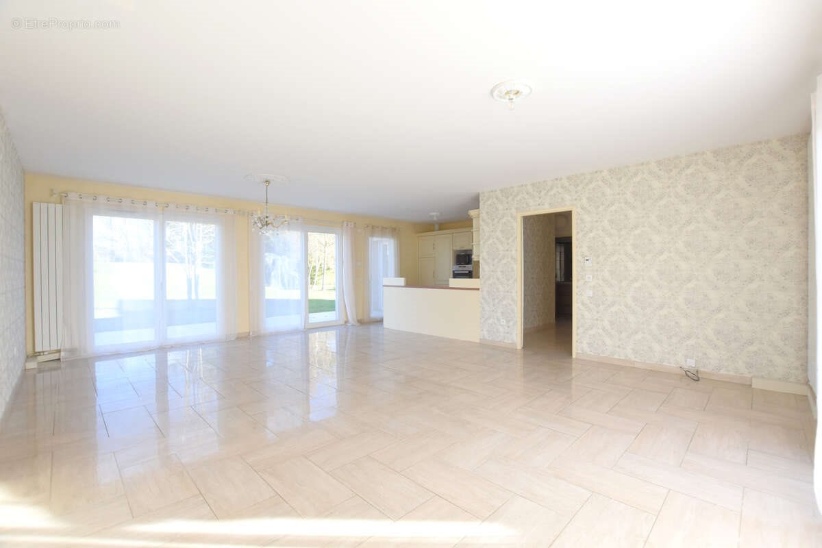 Maison à vendre, 114m², Rambouillet