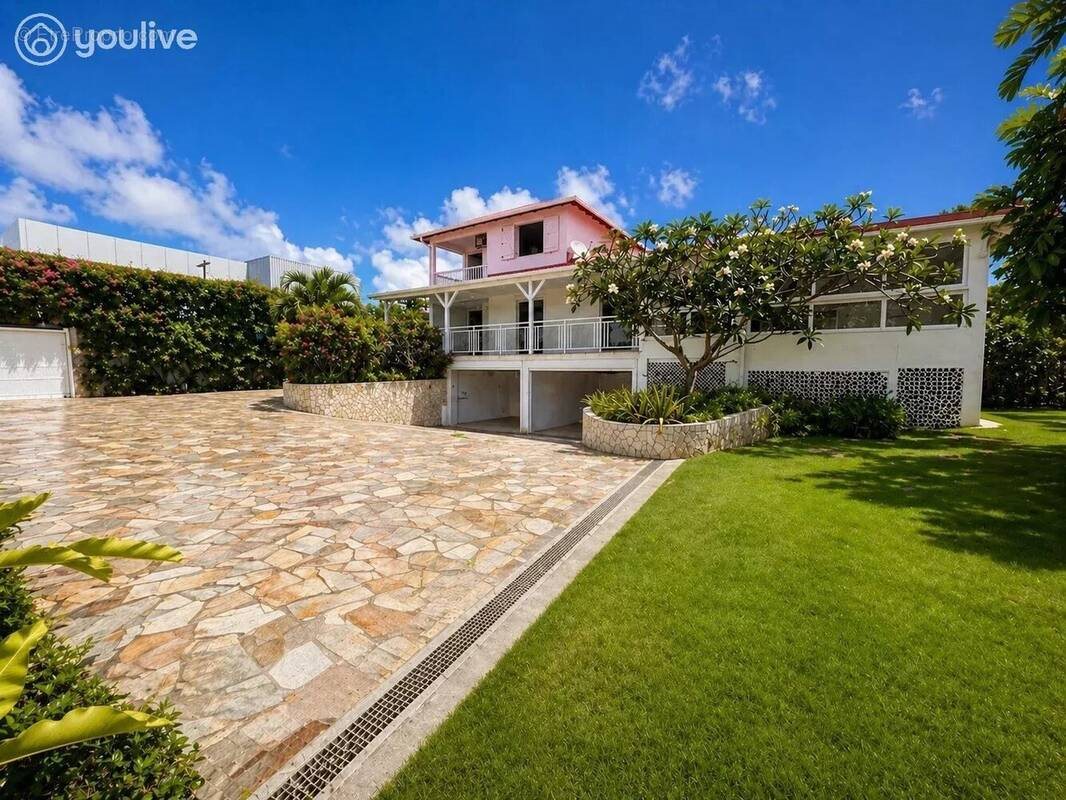 Maison à vendre, 257m², Baie-Mahault