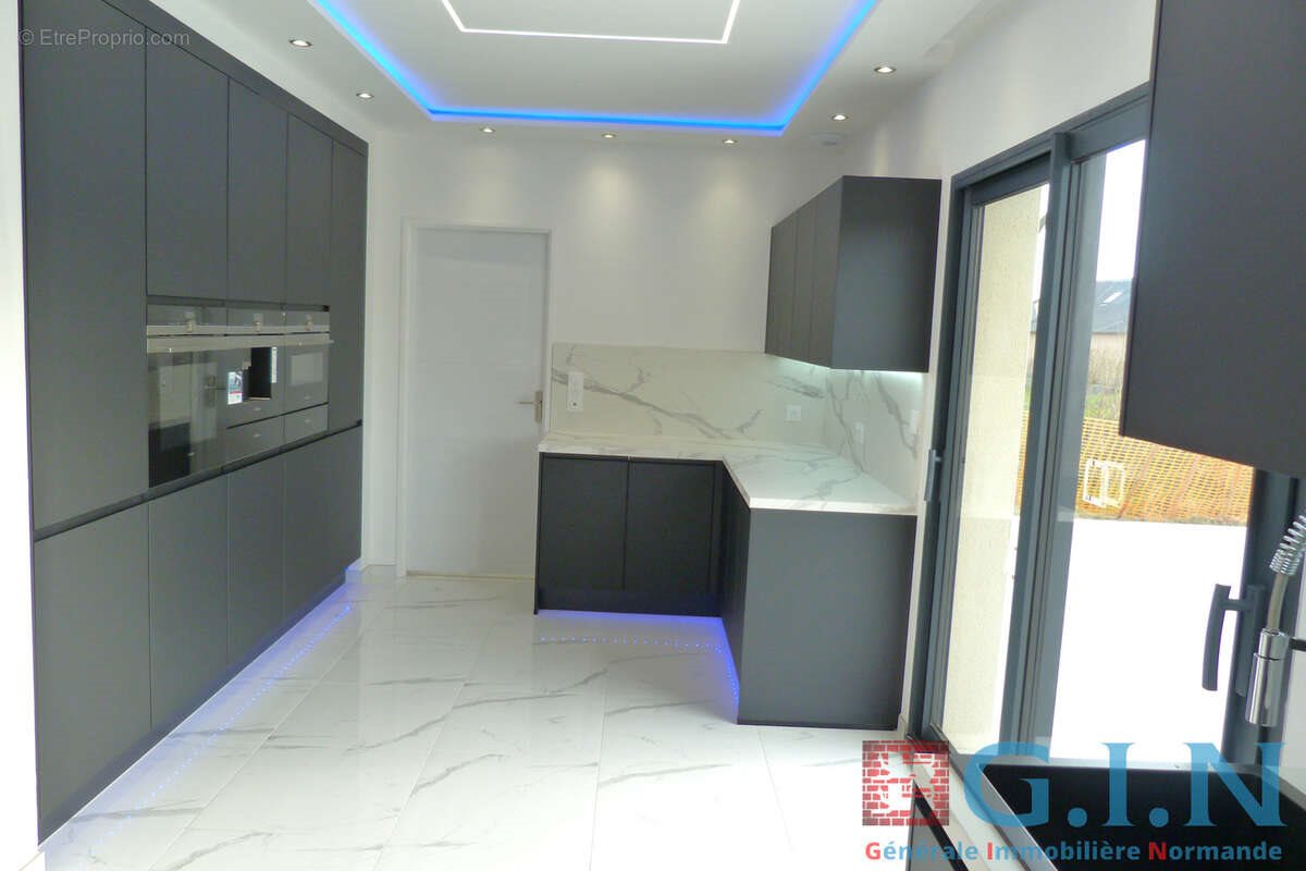 Maison à vendre, 173m², Yvetot