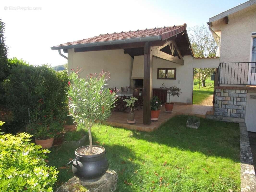 Maison à vendre, 115m², Saint-Julien-du-Puy