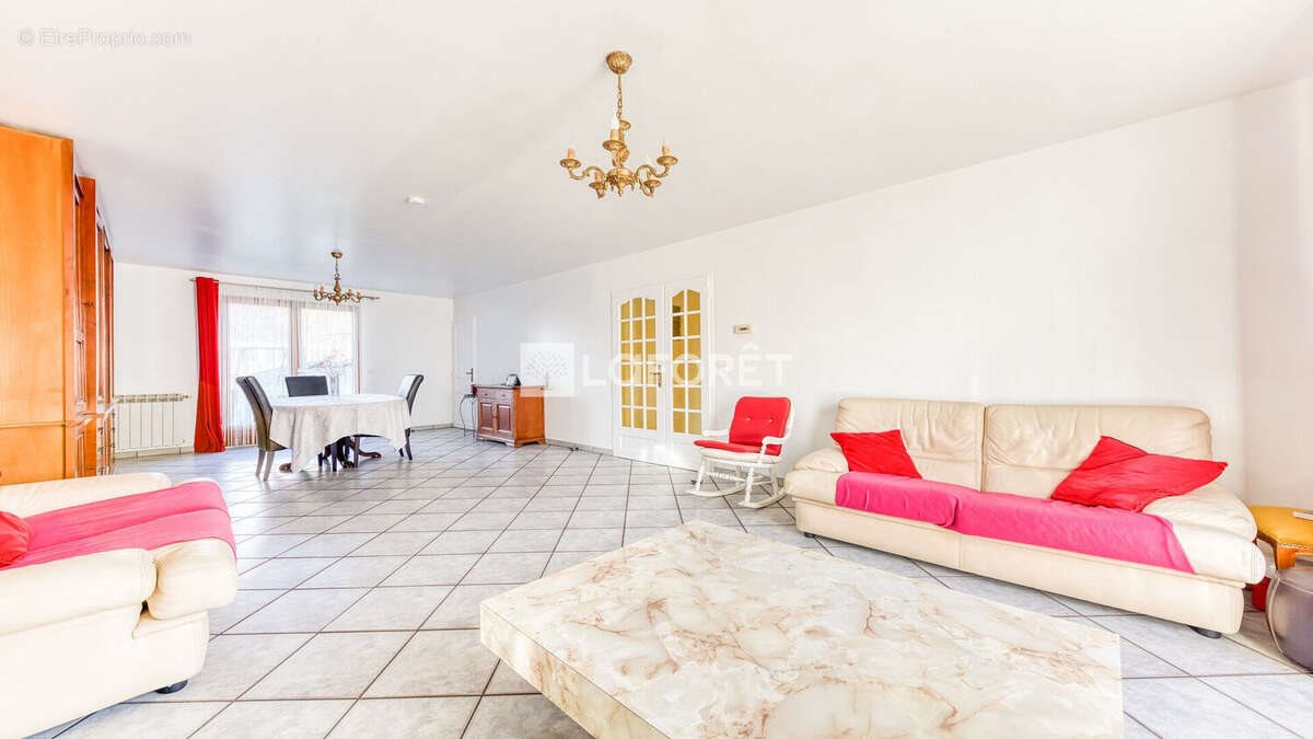 Maison à vendre, 117m², Roissy-en-Brie