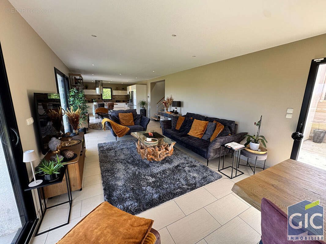 Maison à vendre, 127m², La Rivière-Saint-Sauveur