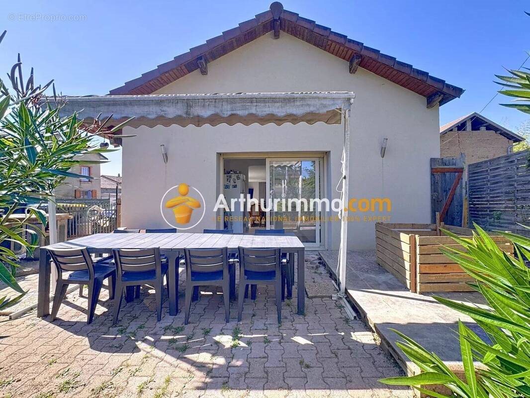 Maison à vendre, 159m², Montcarra