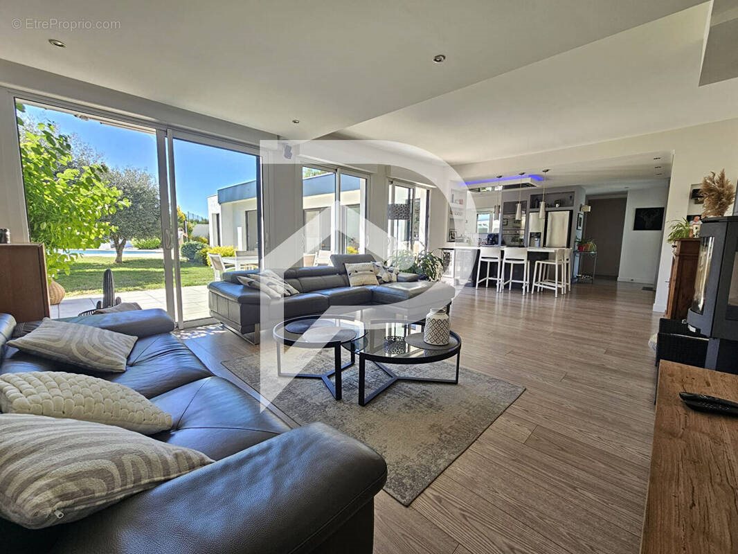 Maison à vendre, 140m², Meyzieu