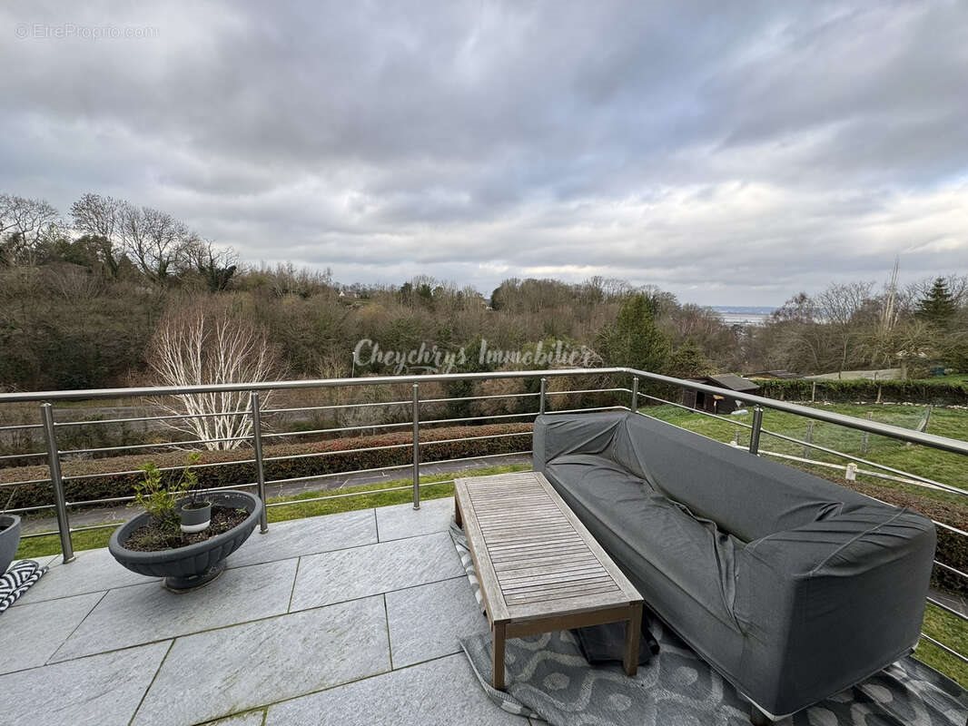 Maison à vendre, 110m², La Rivière-Saint-Sauveur