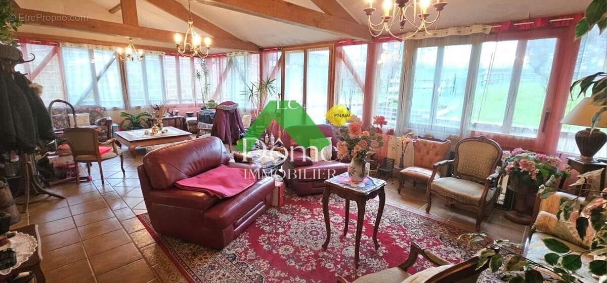 Maison à vendre, 253m², Méru