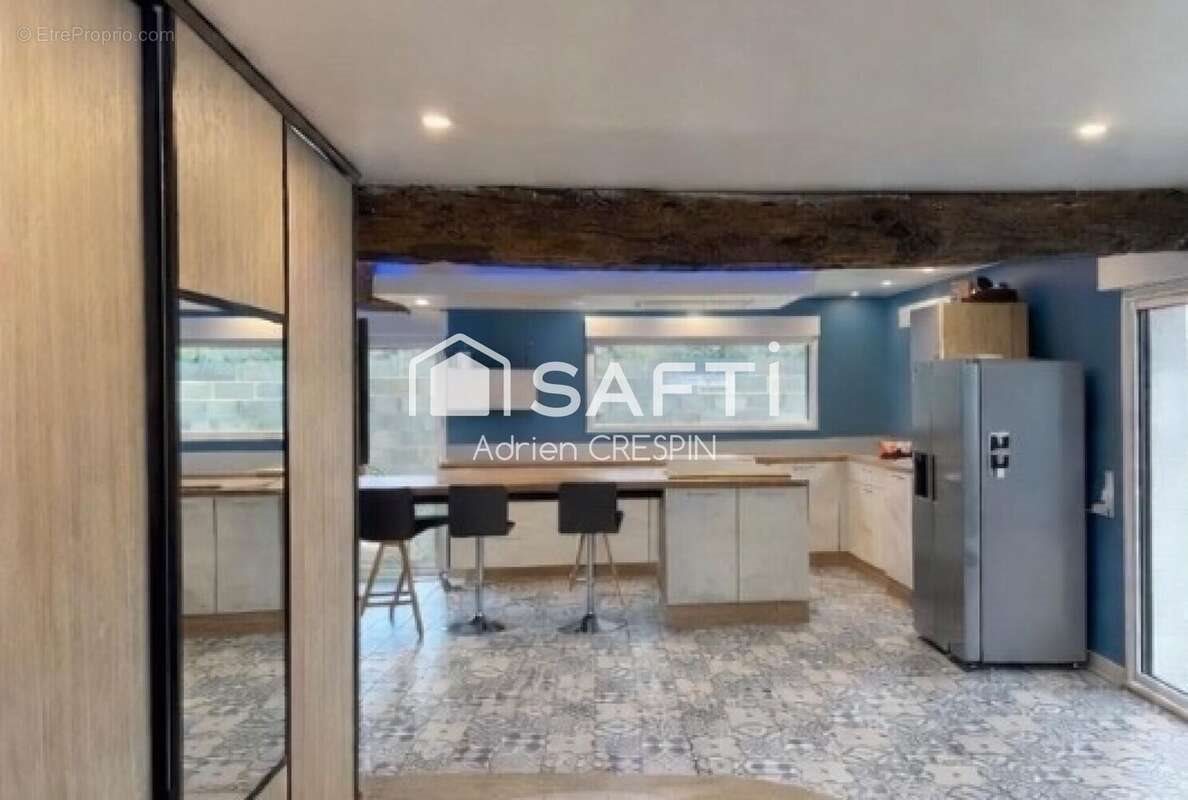 Maison à vendre, 240m², Saint-Marcouf