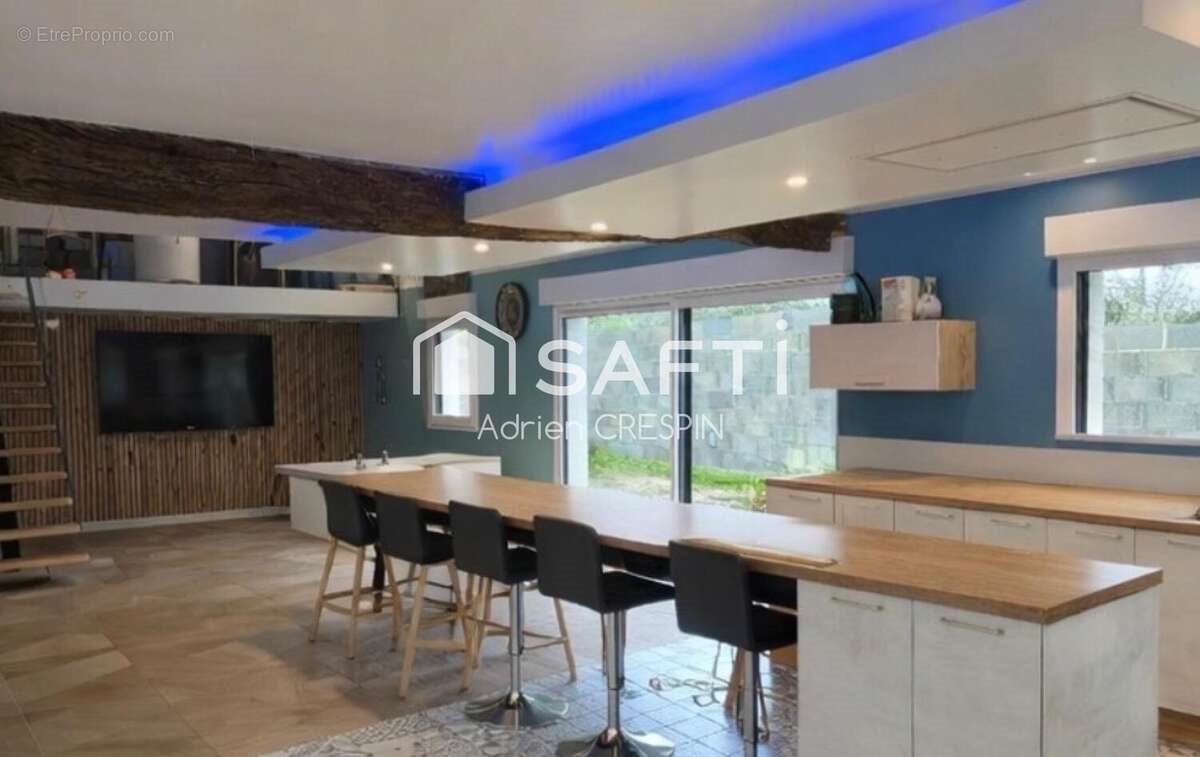 Maison à vendre, 240m², Saint-Marcouf