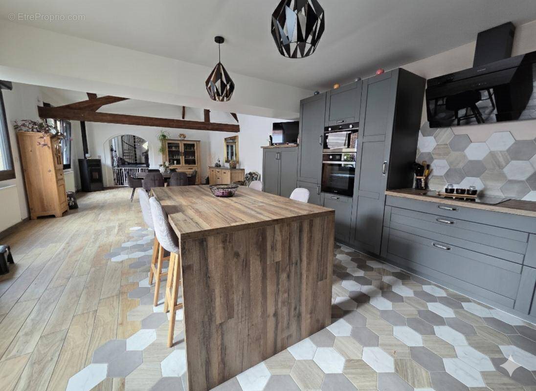 Maison à vendre, 258m², Cambrai