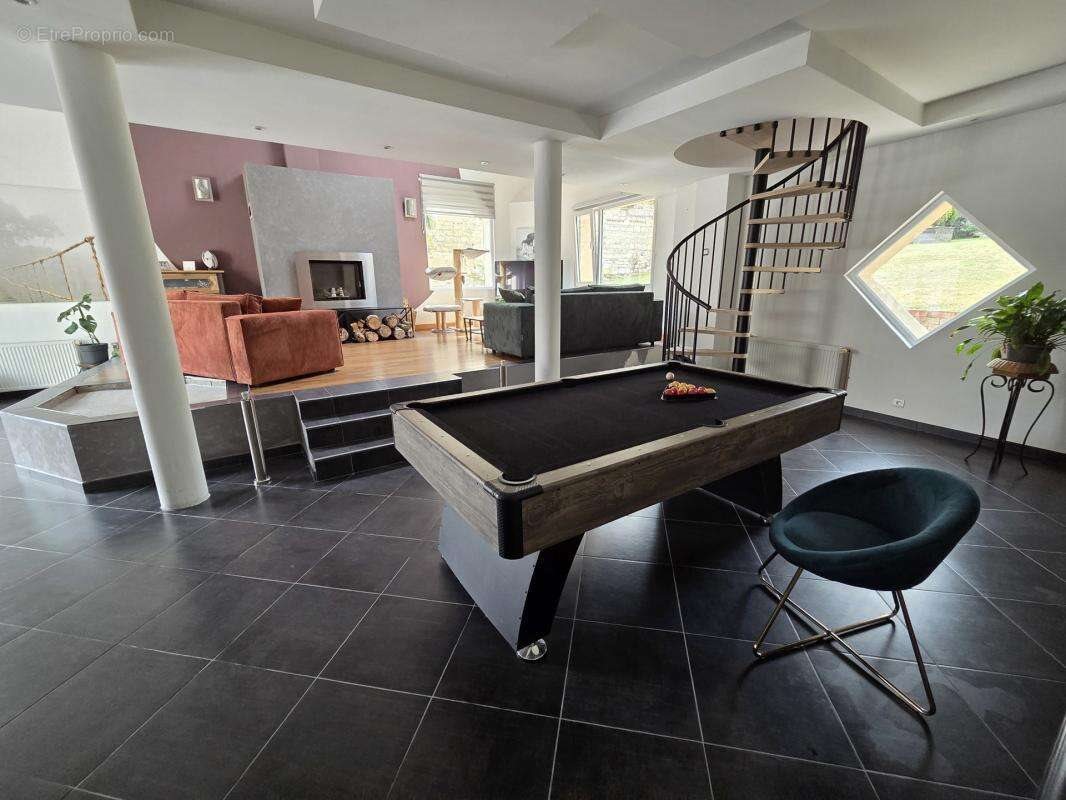Maison à vendre, 258m², Cambrai