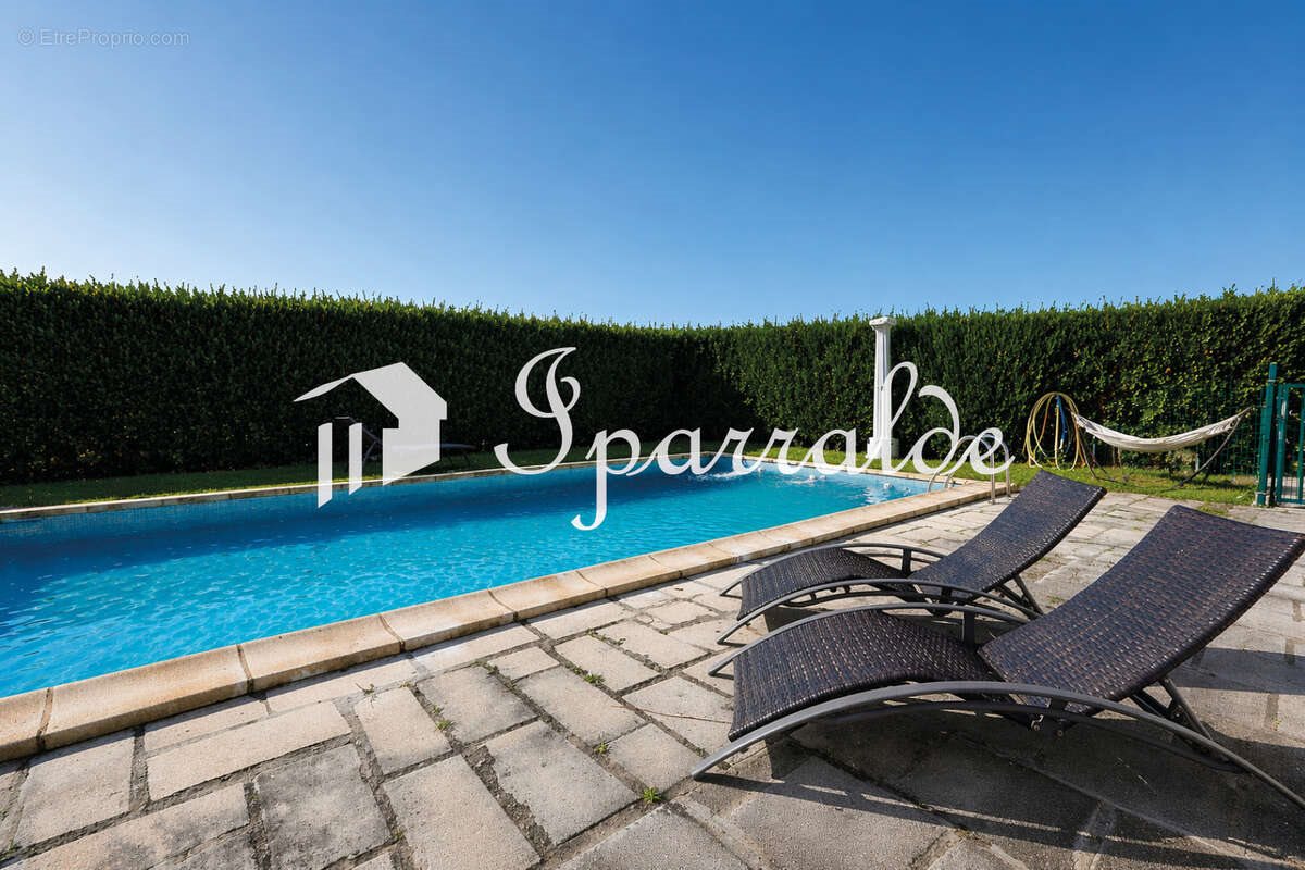 Maison à vendre, 270m², Hendaye
